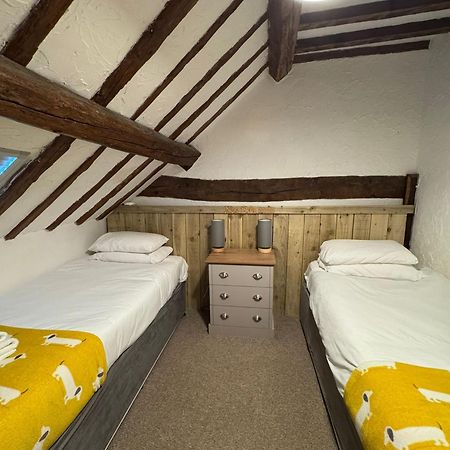 The Barn At Geufron Farm - Dog Friendly - Nr Tywyn Villa Bryn-crug Ngoại thất bức ảnh