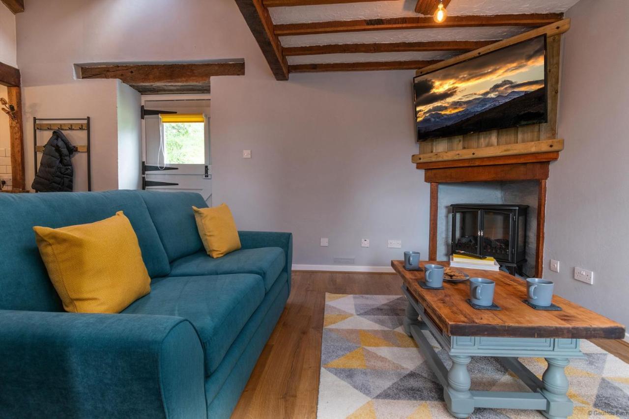 The Barn At Geufron Farm - Dog Friendly - Nr Tywyn Villa Bryn-crug Ngoại thất bức ảnh