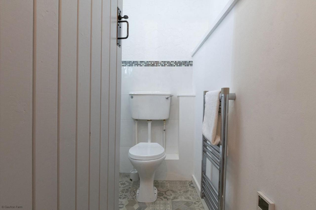 The Barn At Geufron Farm - Dog Friendly - Nr Tywyn Villa Bryn-crug Ngoại thất bức ảnh